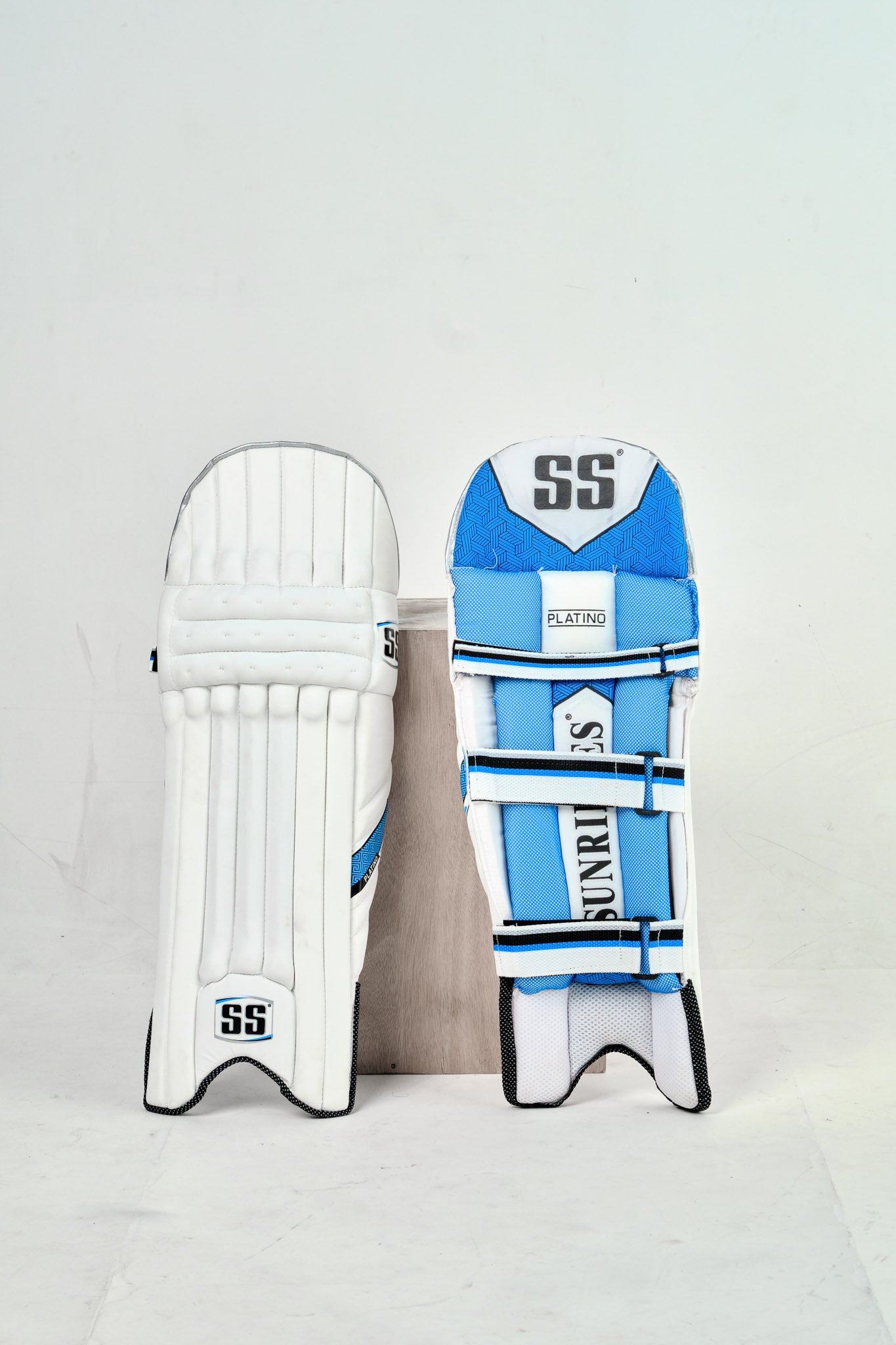 SS Platino Batting Legguard Mens
